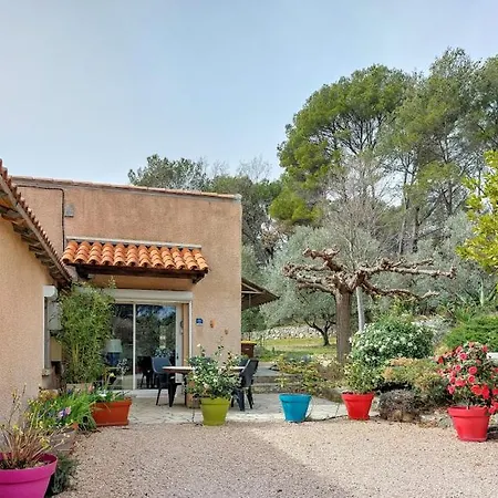Loucabanon Holiday home
